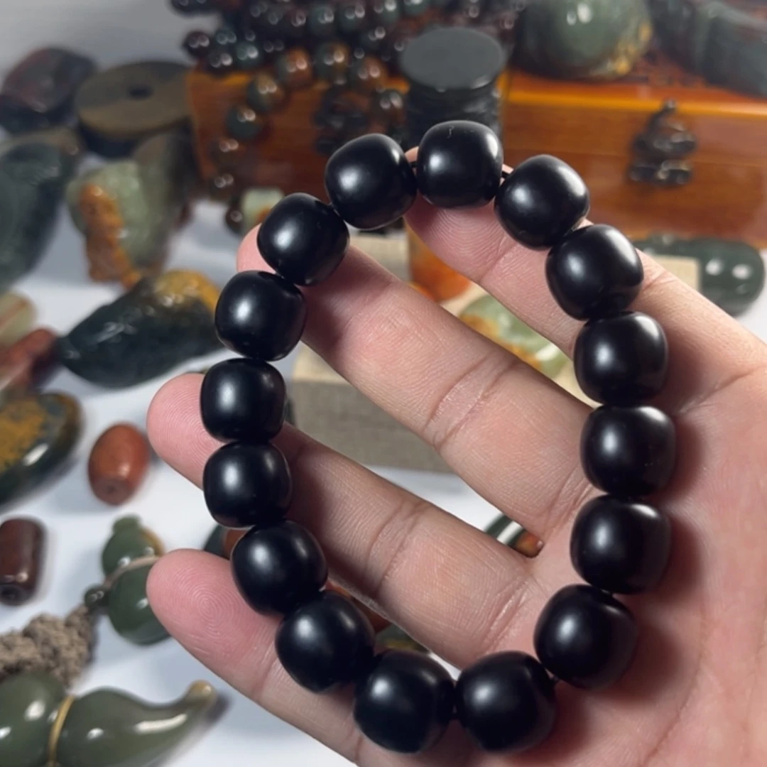 【闪购商品】未镶嵌手链透闪石质玉曙*