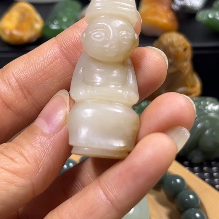 和田玉未镶嵌颈饰23 克