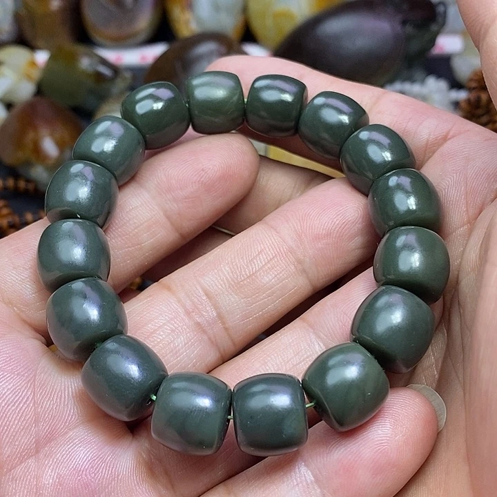 和田玉吊坠(不含链)未镶嵌