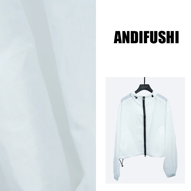 【AD俏俏】连帽抽绳拉链纯色短款防晒服3277