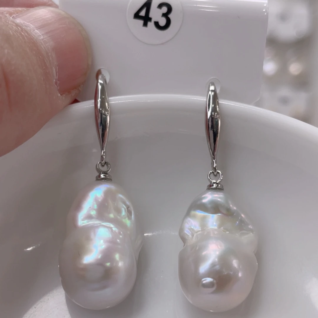 颈饰未镶嵌淡水珍珠