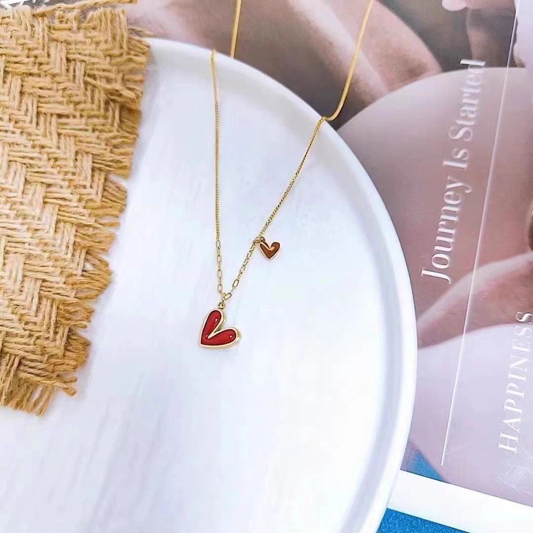 钛钢项链 R084精致小巧爱心吊坠初春新款保色锁骨链