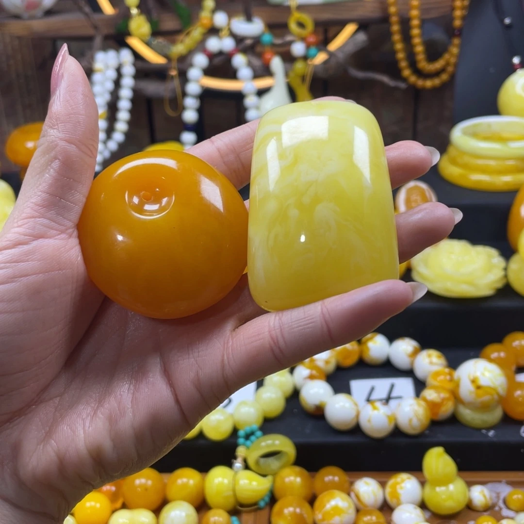 艾***它无事牌铽大号一个平安扣中号一个