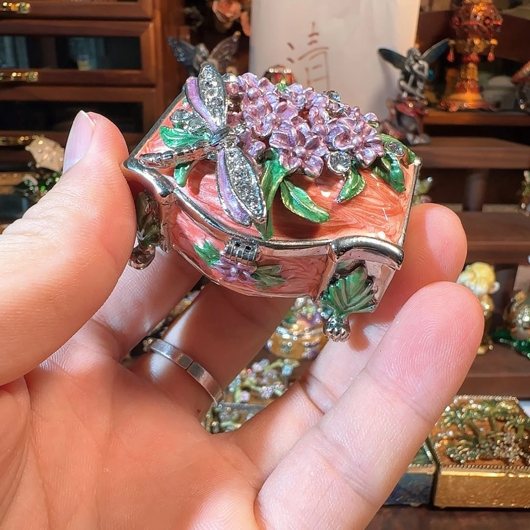 手工制品请勿吹毛求疵