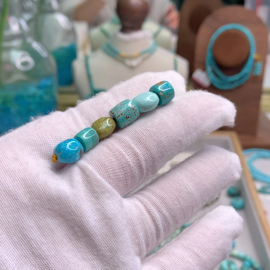 绿松石未镶嵌饰品