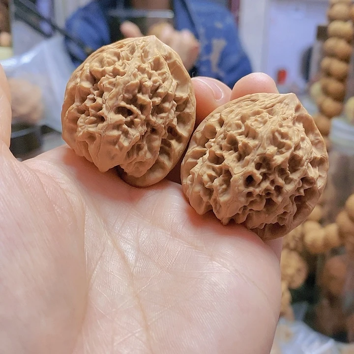 【闪购商品】文玩核桃把件38野牛小众