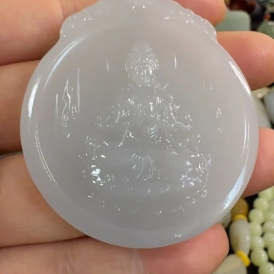 和田玉（糖玉）未镶嵌颈饰