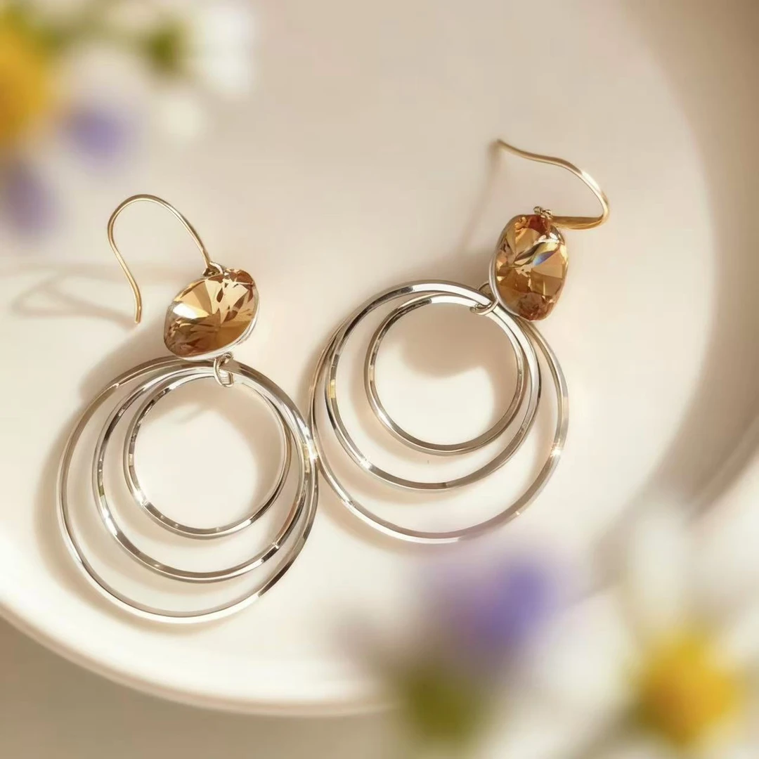 铜合金耳饰 a45欧比雅比【女神圈圈耳钩】小众气质时髦精耳环52299