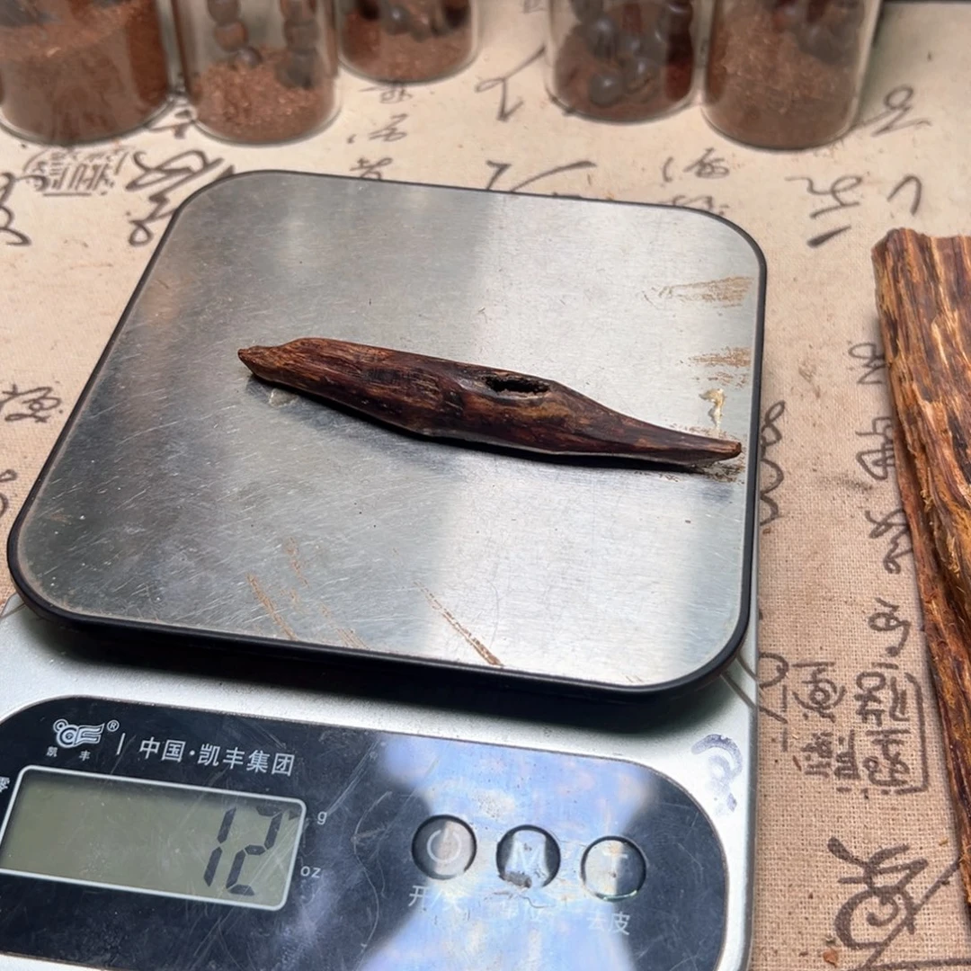 刹***那降真香海南十亩香12克