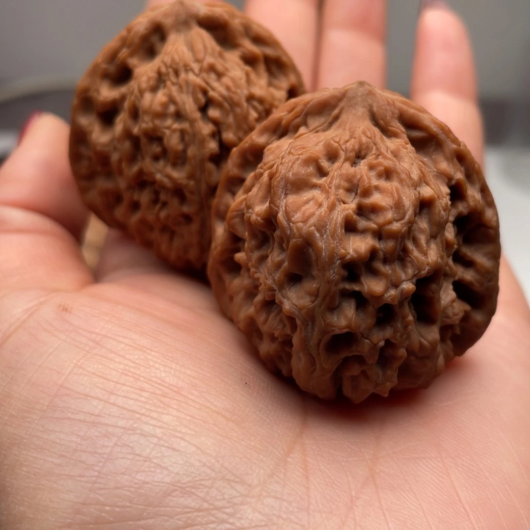 桃核把件南疆石全品41