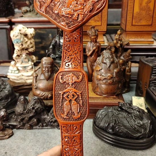 流***3木剔红雕刻人物如意摆件