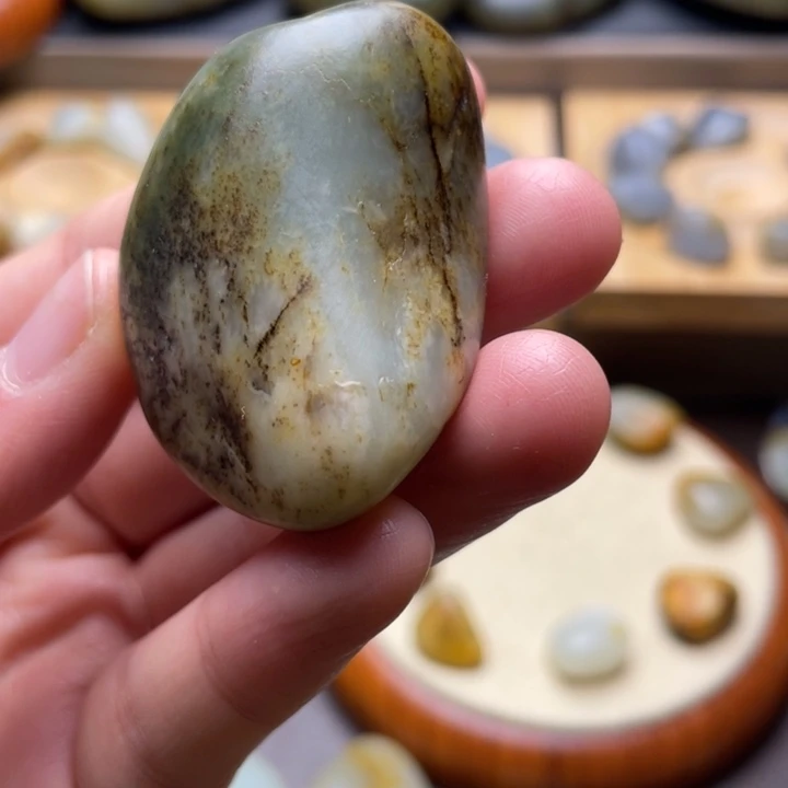 和田玉未镶嵌颈饰5