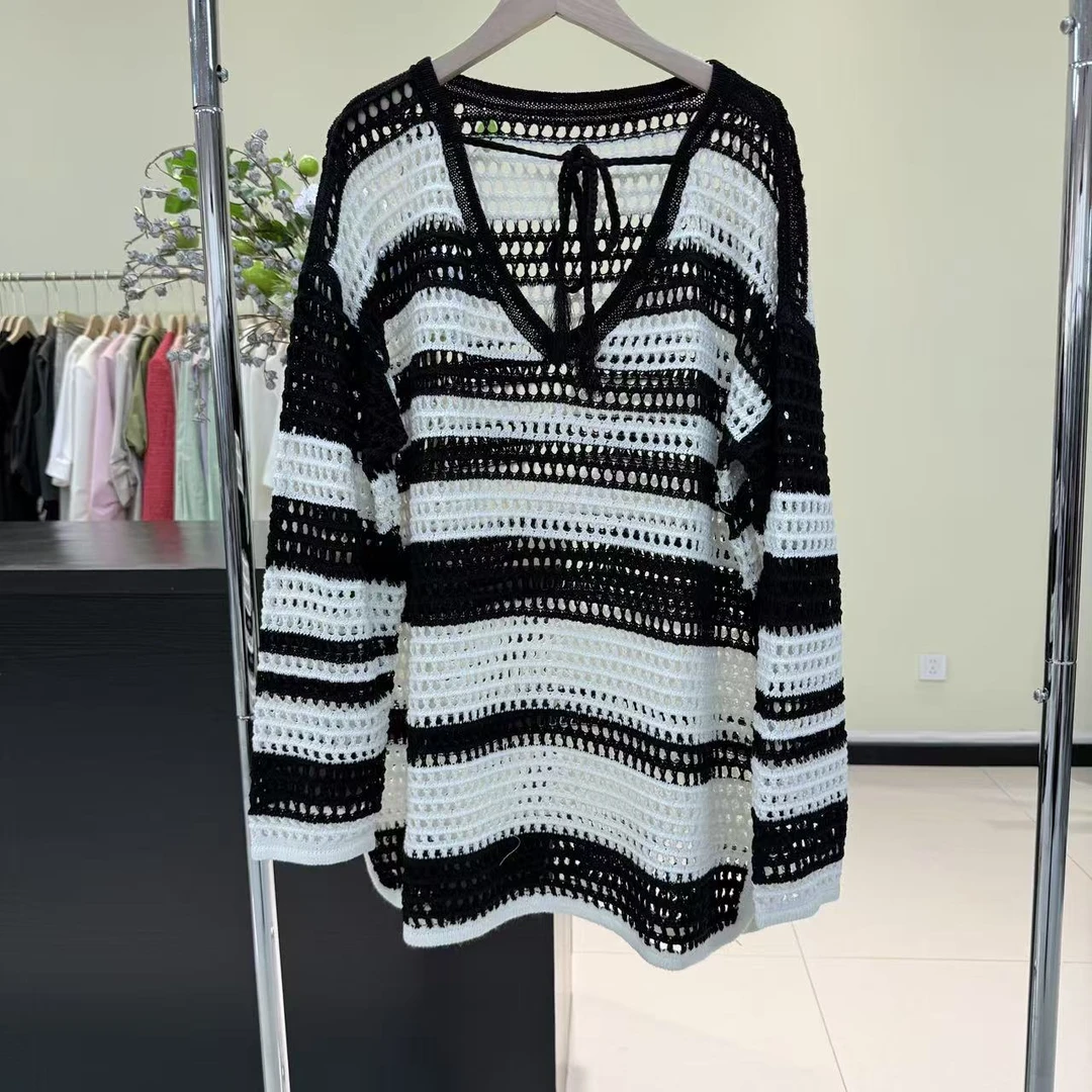 现货2025春季新款百搭宽松V领长袖镂空流苏针织衫黑色上衣女条纹