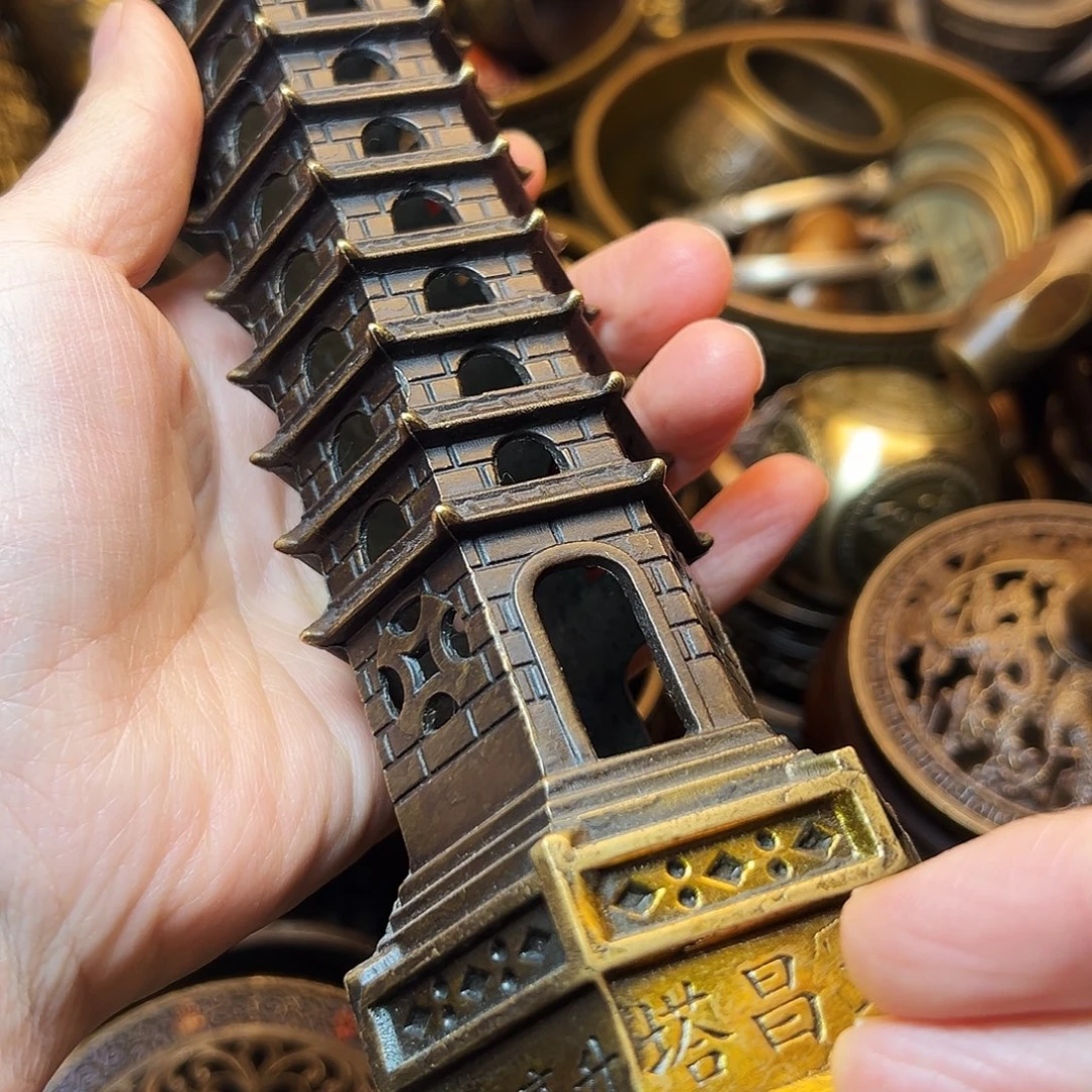 精美铜器工艺品等