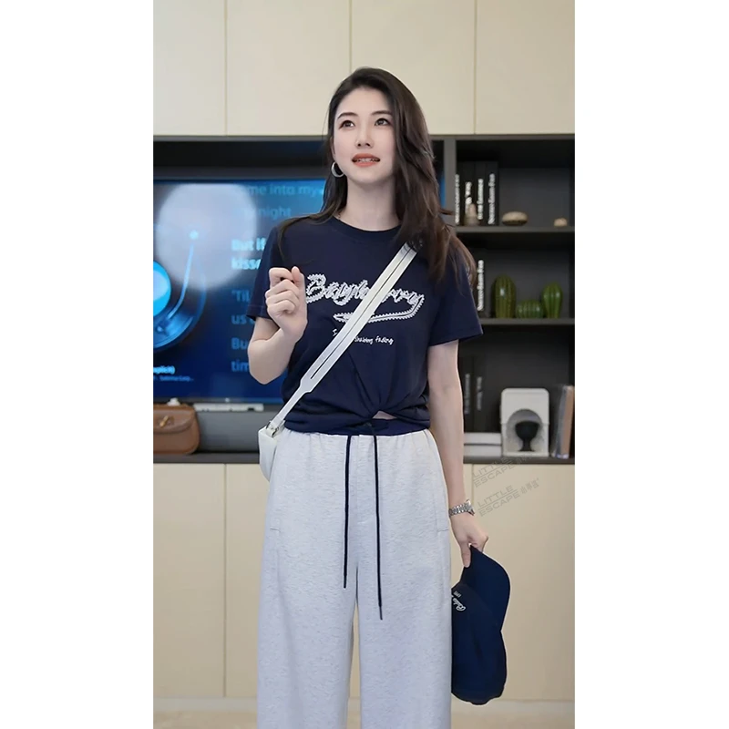 小乖逃BA亚麻雪花藏蓝色T恤白色字母绣花藏蓝上衣 X1227
