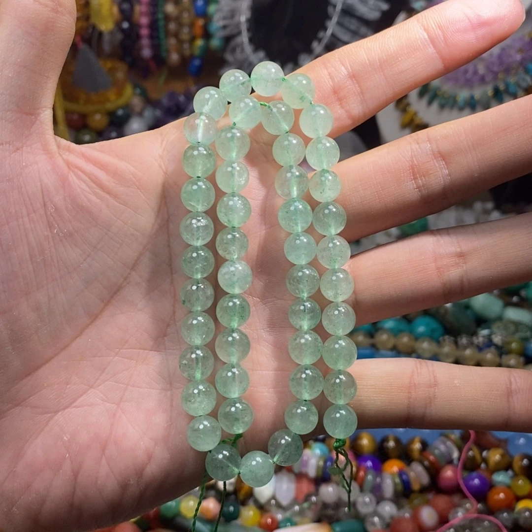 未镶嵌，绿草莓8.5mm，石英质玉