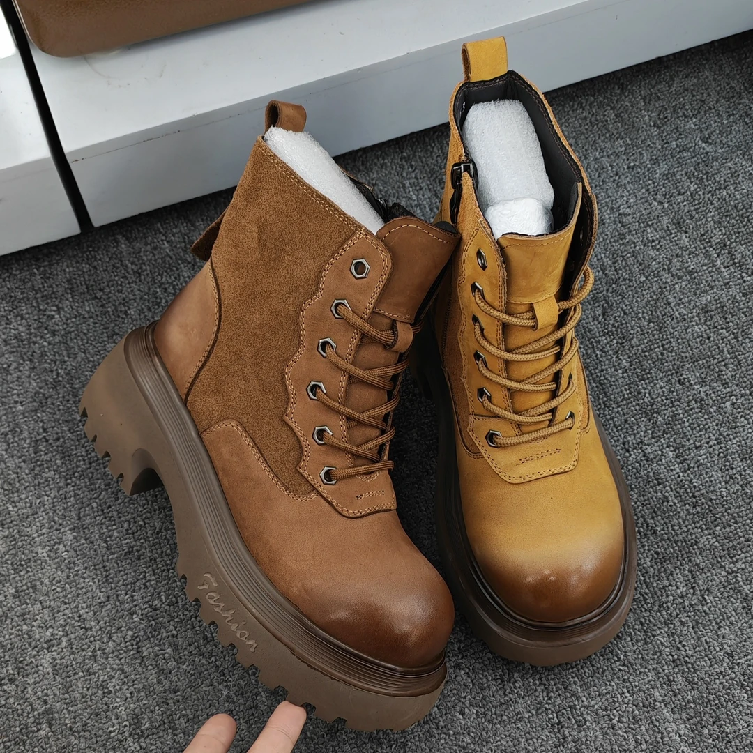 厚底中筒女鞋圆头中跟马丁靴秋冬机车靴复古学院风