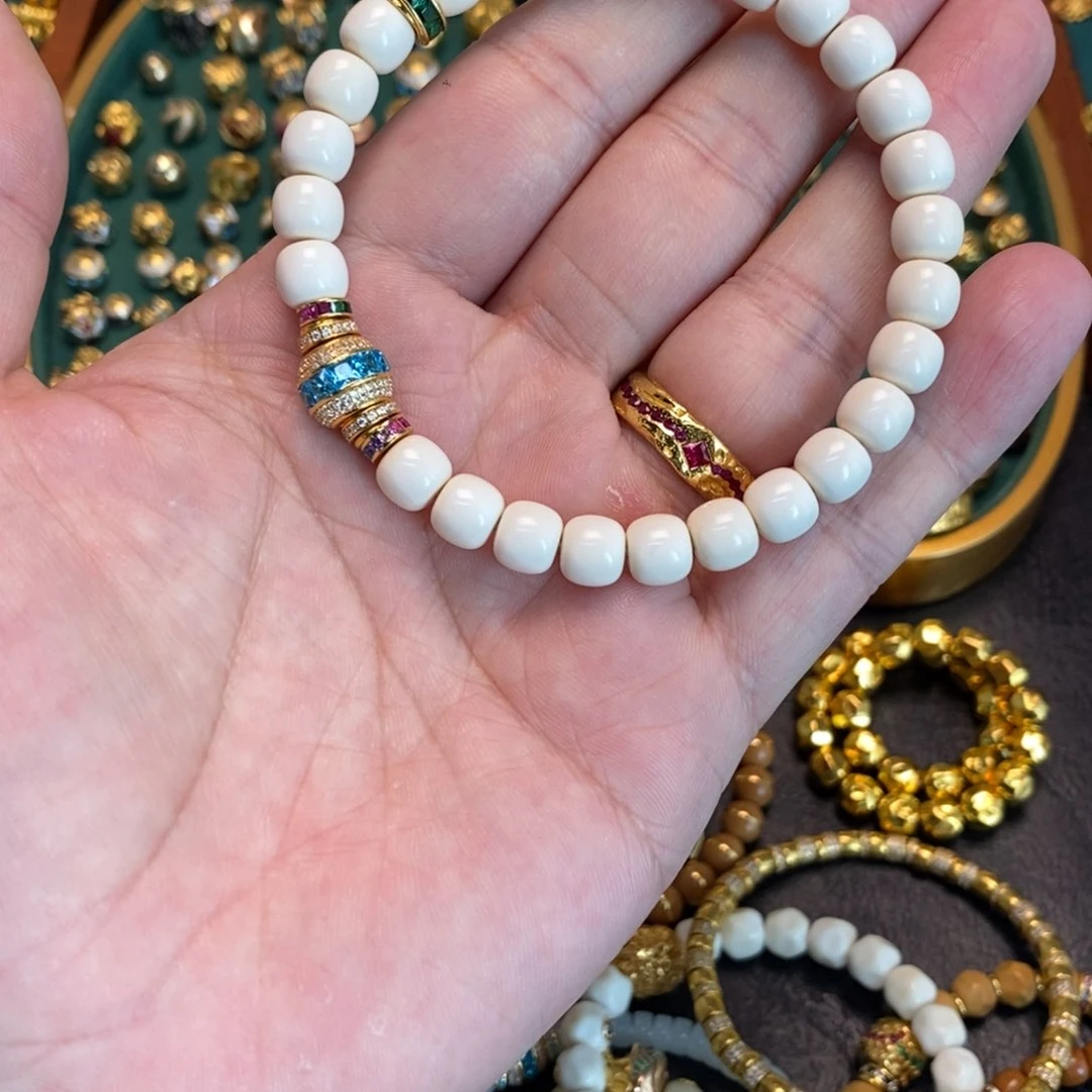 手链足金镶嵌合成（培育）蓝宝石