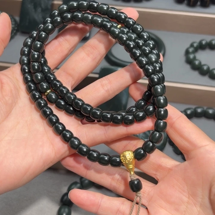 颈饰未镶嵌和田玉40