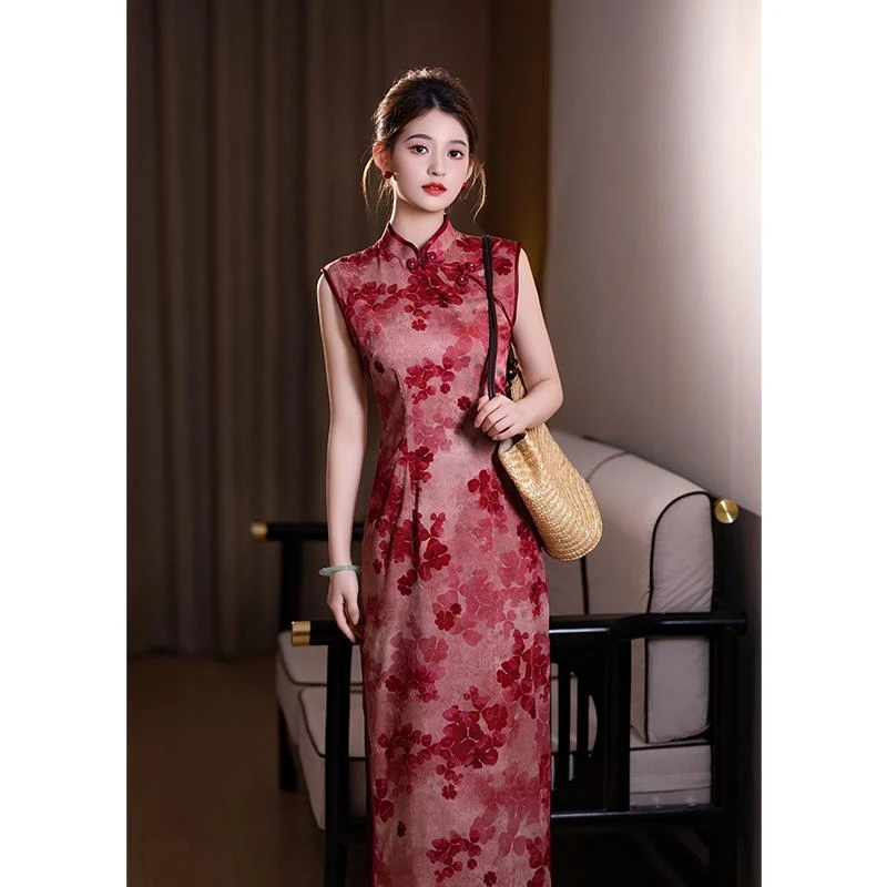 新式红色旗袍女2025新款夏季新中式改良年轻款无袖修身显瘦连衣裙