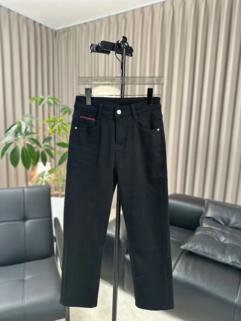 【柳青女装】2025春季新款黑色直筒红线边牛仔裤