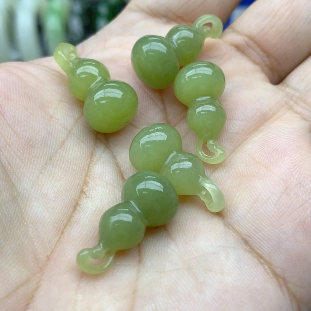 和田玉未镶嵌吊坠(不含链)