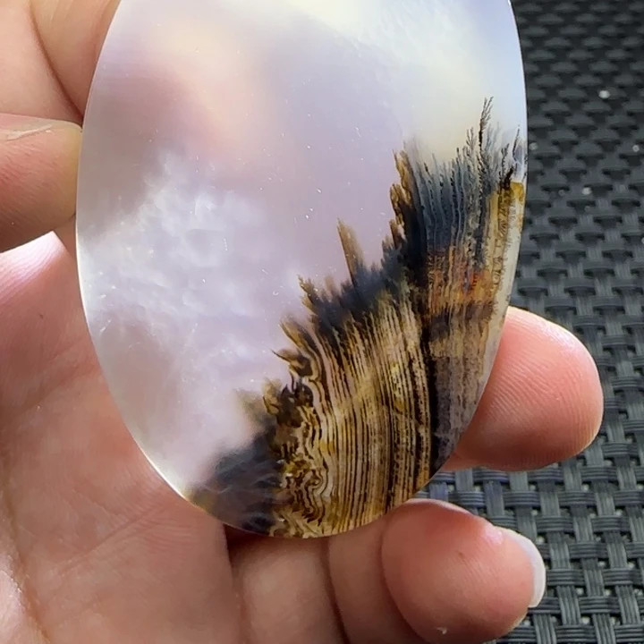 温***3玛瑙/玉髓未镶嵌颈饰