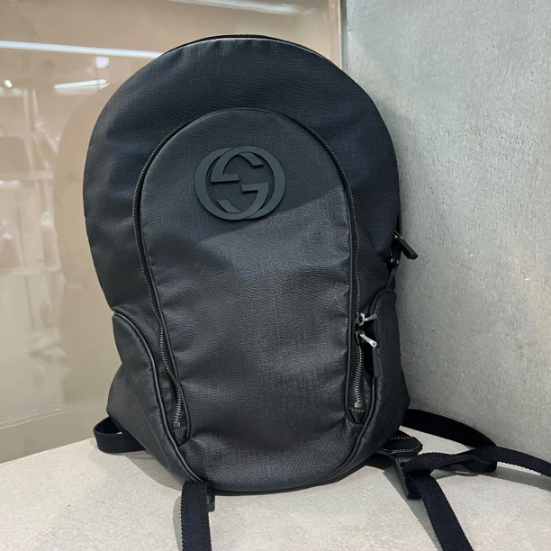 99新 GUCCI/古驰 Gucci古驰双肩包经典款式成色98新尺寸:32*47*15