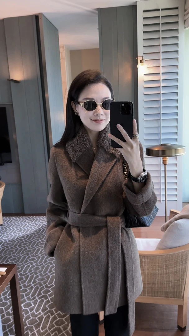 【米卡私服】棕色圈圈毛领骆马绒大衣