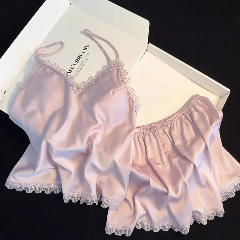 人间绝绝紫吊带短裤性感睡衣女夏季2025新款冰丝甜美纯欲感家居服
