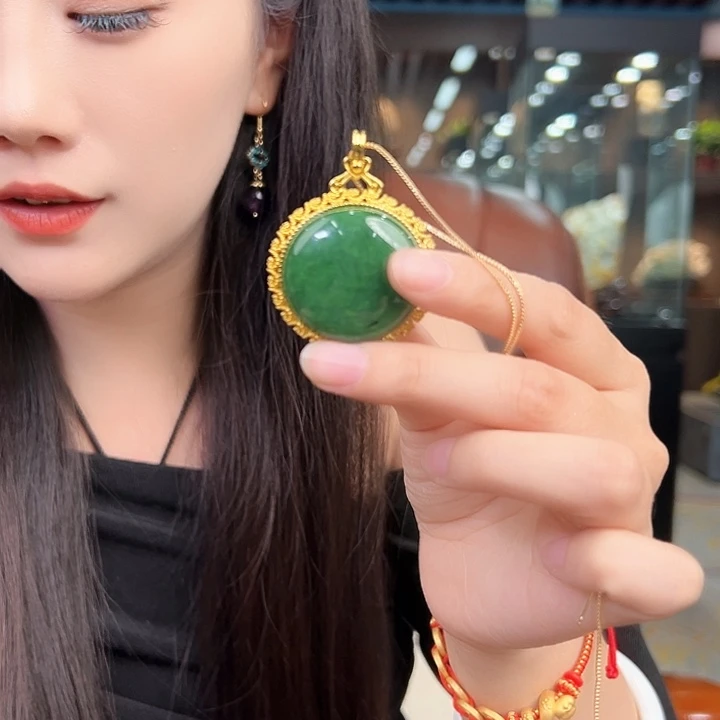 和田玉（碧玉）未镶嵌颈饰