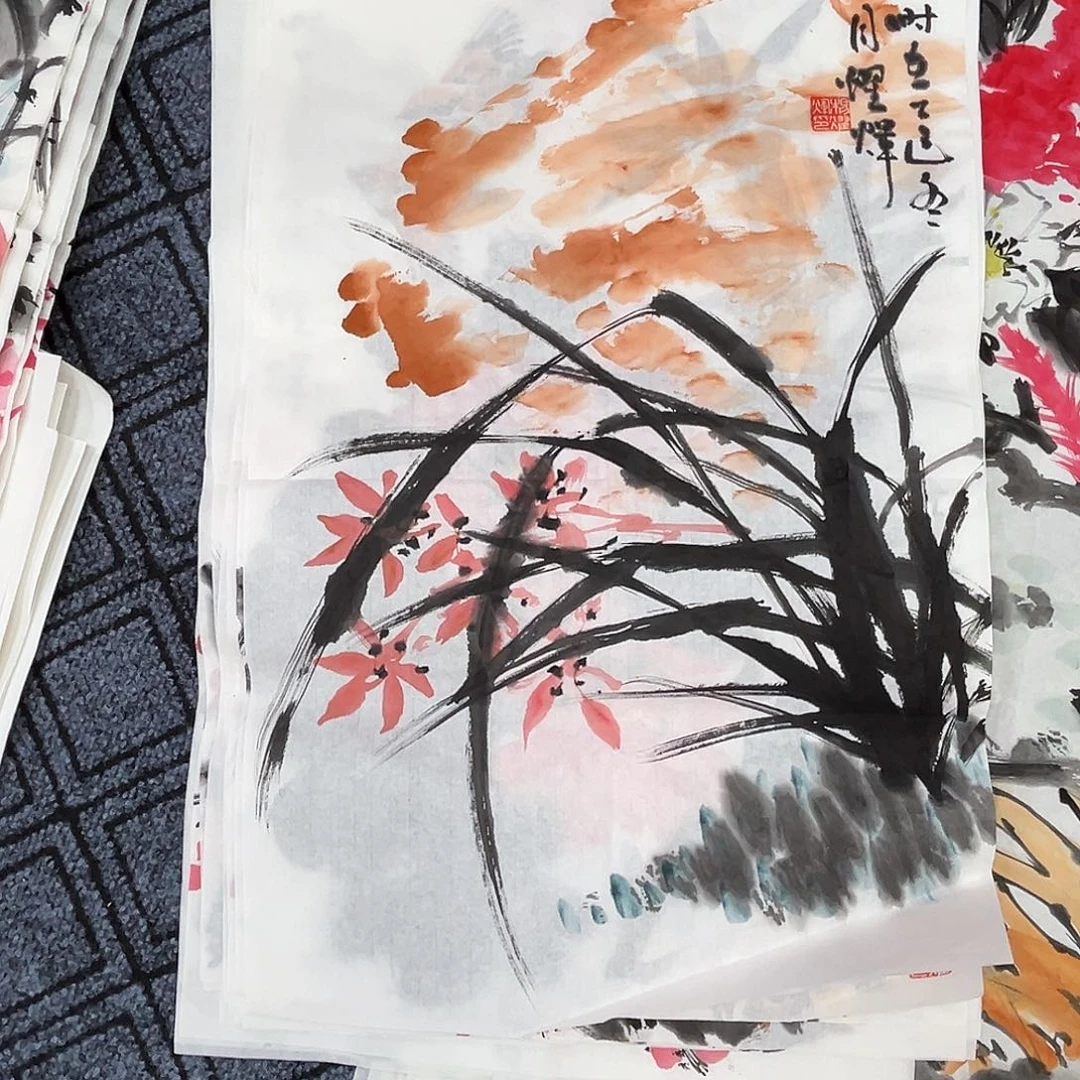 小***啊国画四尺三开花鸟作品