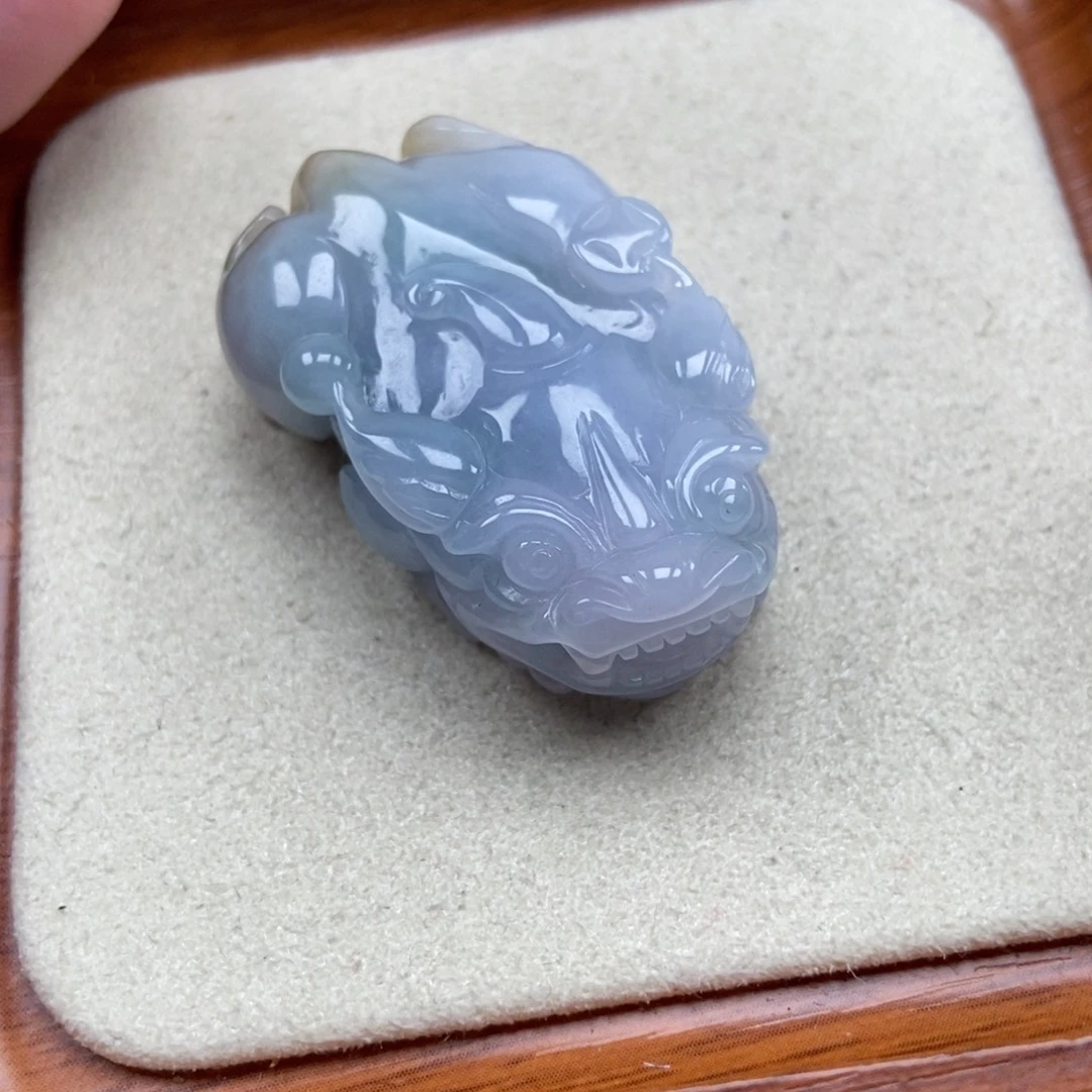 翡翠未镶嵌颈饰25