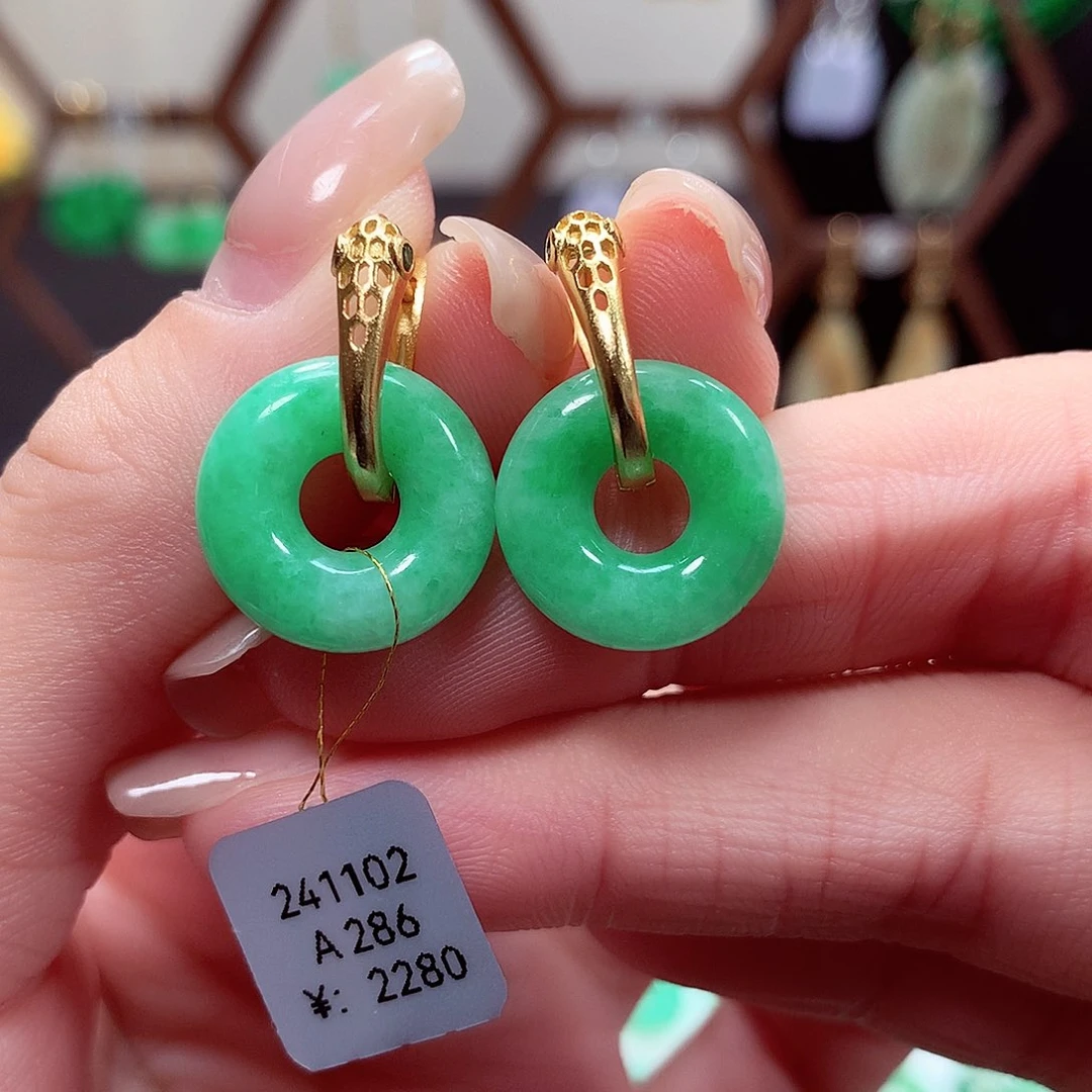 翡翠耳饰银S925镶嵌天然翡翠