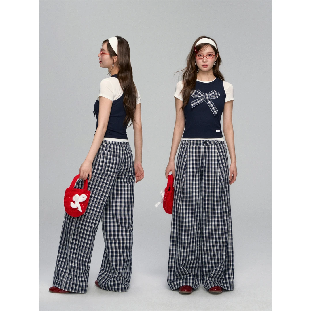 AsGony格纹蝴蝶结撞色两件套正肩短袖/拼接白色腰头格纹长裤