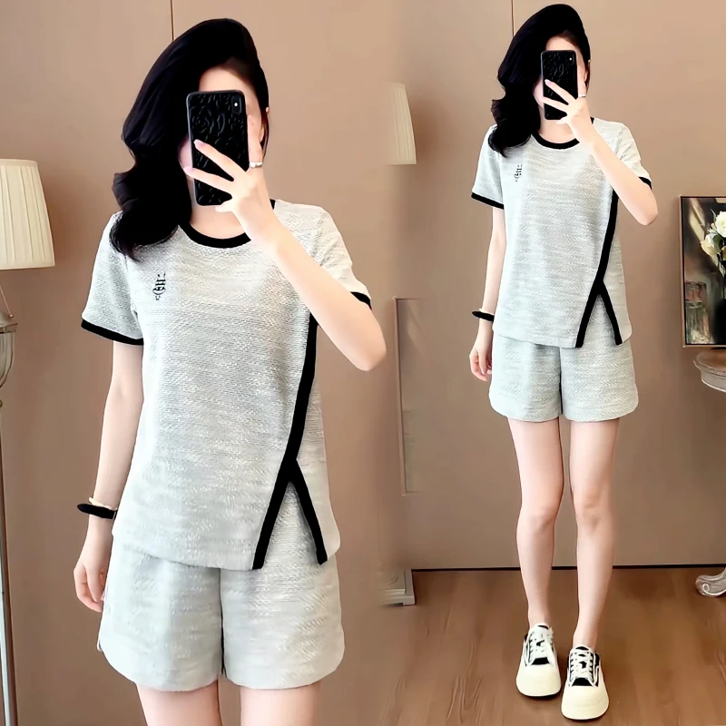 设计感气质休闲运动服套装女2025年夏季新款不规则上衣短裤两件套