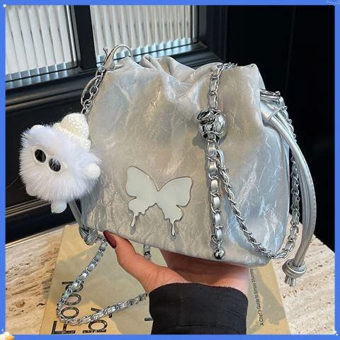 韩系高级感百搭水桶包夏季小众设计链条斜挎褶皱包单肩包C002