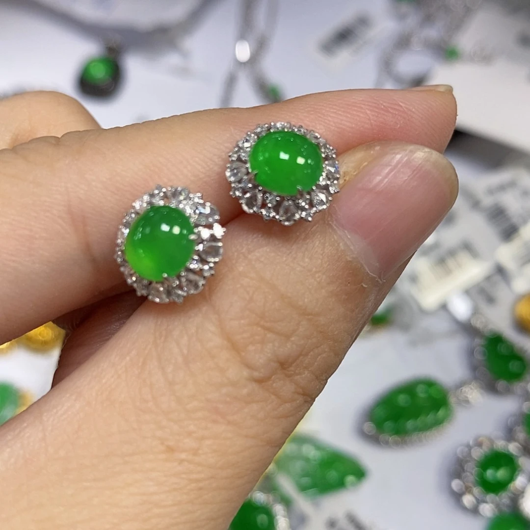 【闪购商品】翡翠18K金镶嵌吊坠(不含链)吹****刀耳环