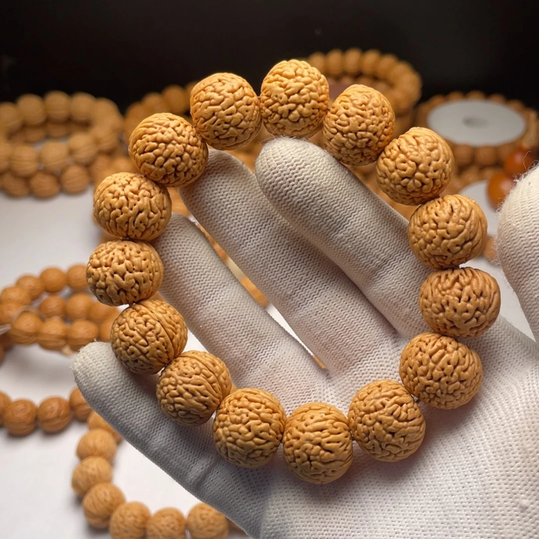 手串桃核龙鳞苹果