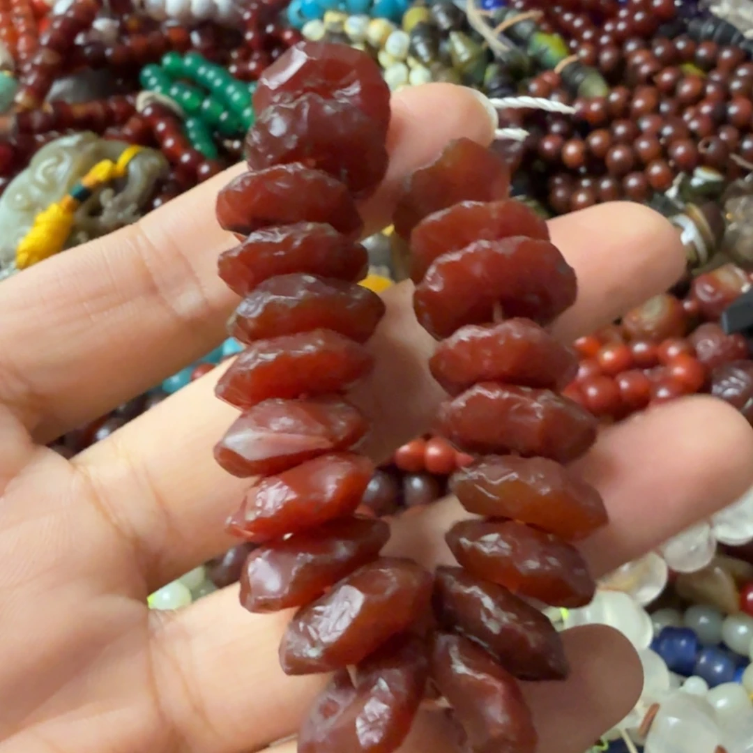 C***集玛瑙/玉髓未镶嵌颈饰