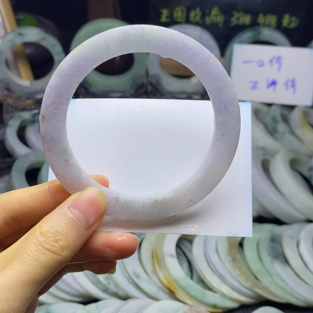 定制翡翠未镶嵌手镯