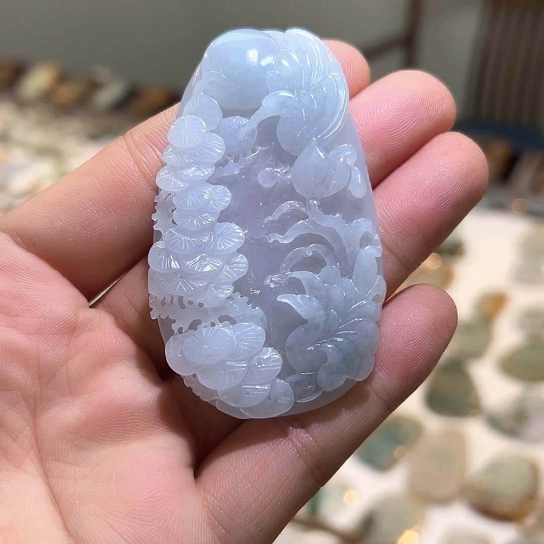 翡翠未镶嵌颈饰挂件