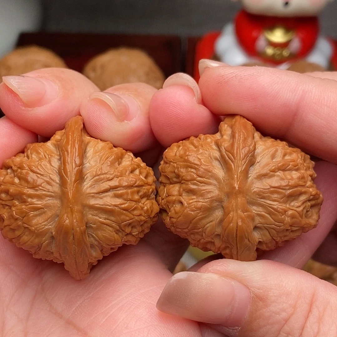 冷***心文玩核桃把件36.8全血麒麟