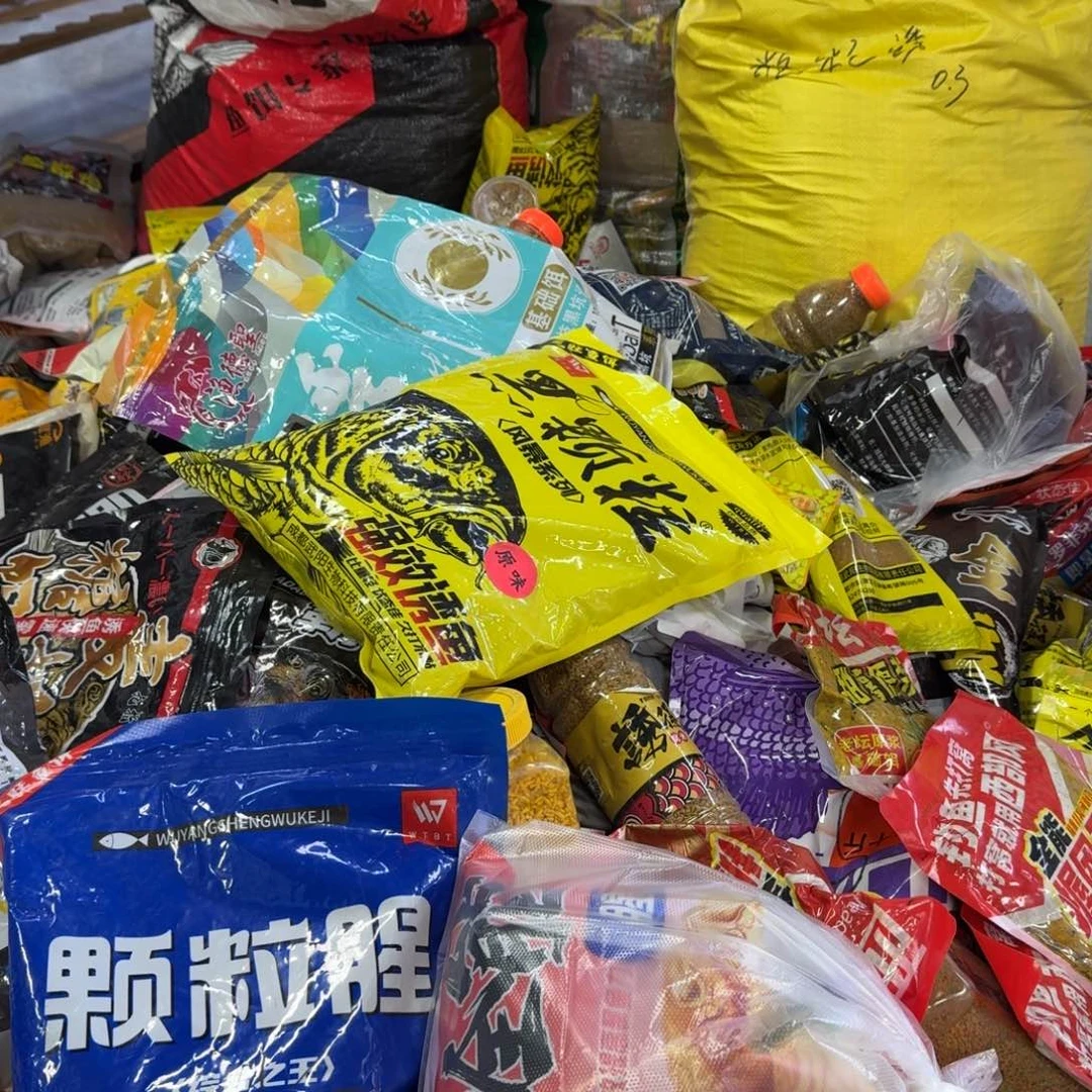 23过期饵料鱼饵不介意的拍