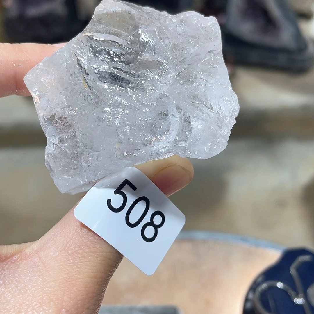 水晶摆件……未镶嵌