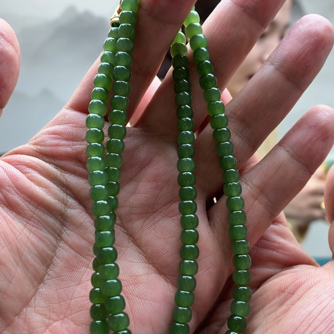 项链未镶嵌和田玉（碧玉）