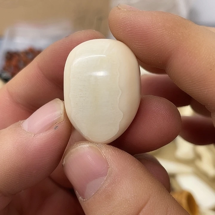 天然猛犸牙雕刻品