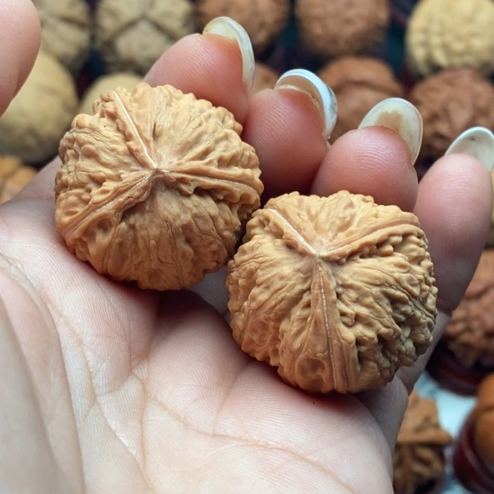 A***然核桃精品文玩核桃手捻