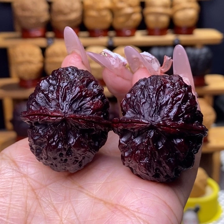 文玩核桃把件凤冠41号39尺