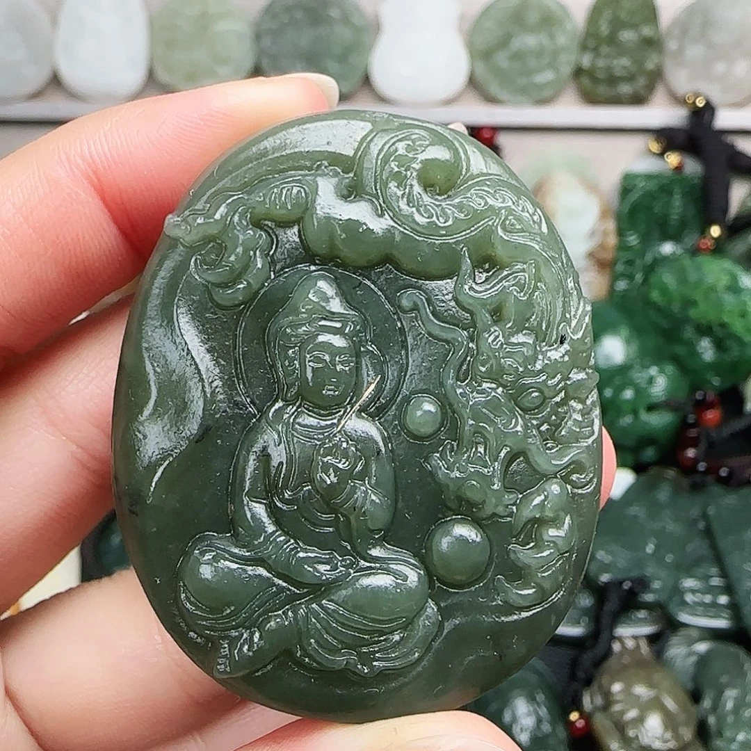 和田玉未镶嵌颈饰